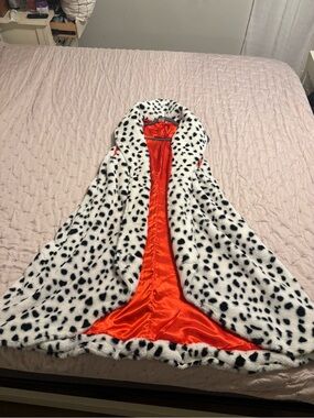 Disney Cruella Black, White & Red Faux Fur sleeveless Coat